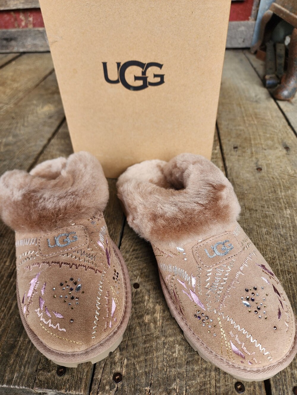 UGG Coquette GOLD Burst NEW